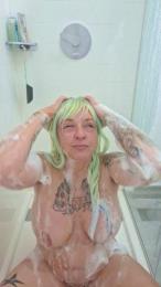 nikkilogan webcam model stream image
