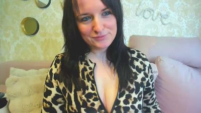 curvynova webcam model stream image