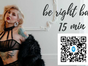 HoneyCherry webcam model stream image