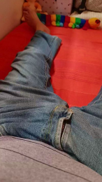 Brutuss webcam model stream image