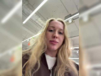 LiiBaby webcam bongacams model stream image