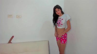 Skinnygirlsonly webcam cam4 model stream image