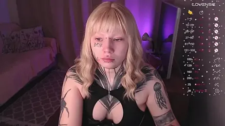 tradishka webcam model stream image