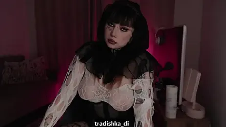 tradishka webcam model stream image