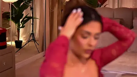 YasmineShaw webcam stripchat model stream image