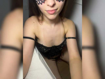 Midnightpassion webcam model stream image