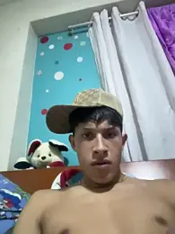 adam_lovee webcam model stream image