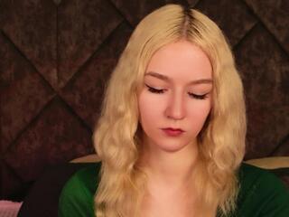 Naomi Loys webcam model stream image