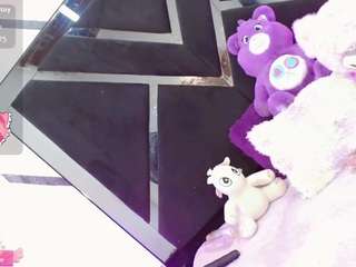 alahia-dabion webcam camsoda model stream image