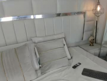 im_dalhia webcam model stream image