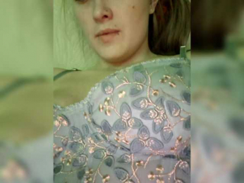 Elina09 webcam model stream image