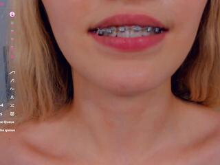 Mia Horres webcam model stream image