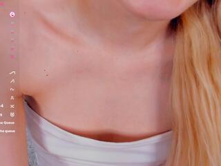 Mia Horres webcam model stream image