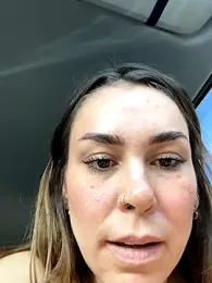 LeaGambit__ webcam model stream image