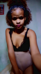 Maicah23 webcam model stream image