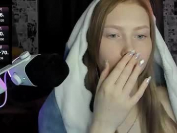 _caramel_milk_ webcam model stream image