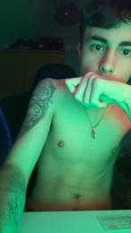 Alvaroguisan webcam cam4 model stream image