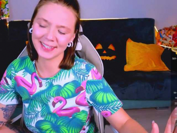 WhiteSoul webcam model stream image