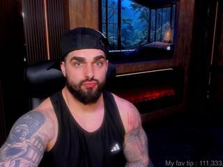 Carlosz Azizz webcam model stream image