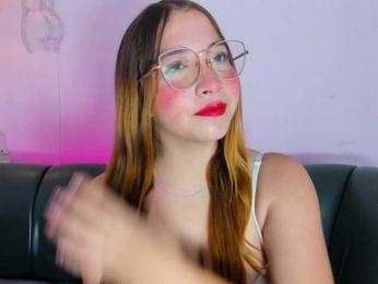 AliciaWhite-nt webcam model stream image