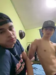 hotttboyyy18 webcam stripchat model stream image