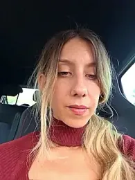 PetiteSecrets webcam model stream image