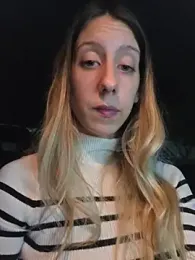 PetiteSecrets webcam model stream image