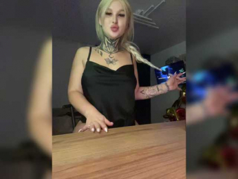 KellyBabbe webcam model stream image