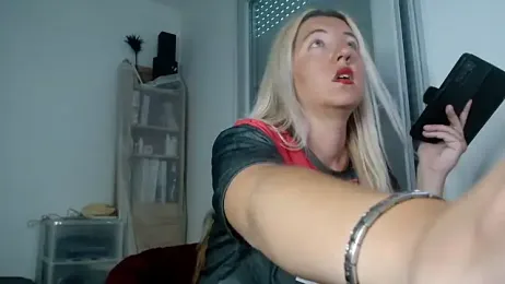 Shanaa74000 webcam stripchat model stream image