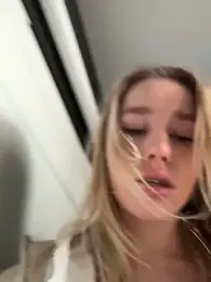 SSSATIVA_model webcam model stream image