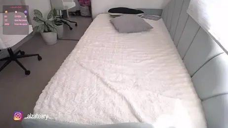 _arianalzate_ webcam model stream image