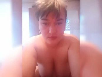 HollyLaBerry webcam model stream image