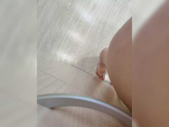 Angelia22 webcam bongacams model stream image