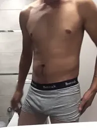 Axe-man_44 webcam model stream image