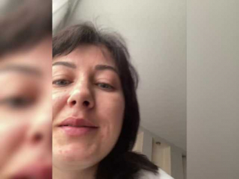 KatrinZeta webcam model stream image