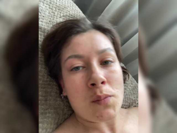 KatrinZeta webcam model stream image