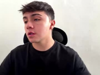 aron__cooper webcam model stream image