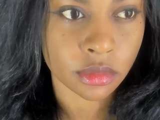 alison-ker webcam model stream image