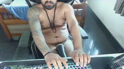 SirKingDong webcam model stream image