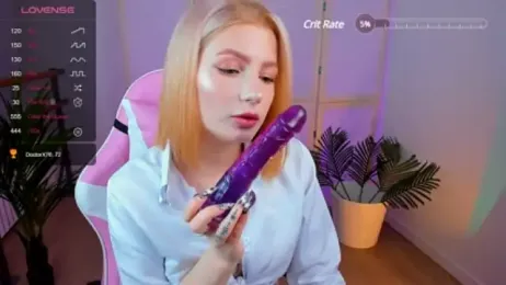 Mira__Blush webcam model stream image