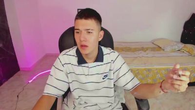 Aleckk_Boy webcam model stream image