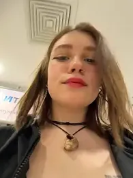 lucy-joy webcam stripchat model stream image