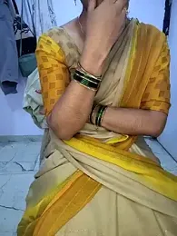 Cute-Telugu-Teacher webcam model stream image