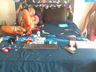 bonni3-clyde webcam model stream image