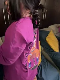 EmilyAndAndrew webcam model stream image