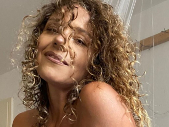 Djluxorinee webcam model stream image