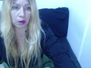 dulce-bella17 webcam model stream image