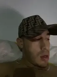 VergonR02 webcam stripchat model stream image