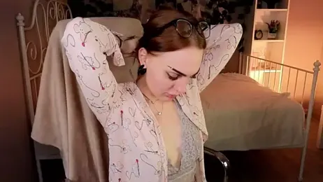 emlymur webcam model stream image