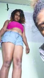 ZairahMarco webcam model stream image